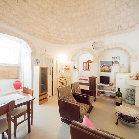 Trulli Girasoli E Viole Cocolicchio Habitación foto
