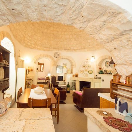 Trulli Girasoli E Viole Cocolicchio Habitación foto