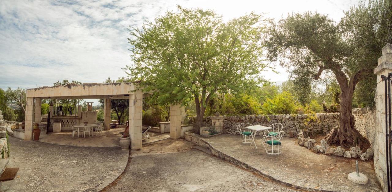 Trulli Girasoli E Viole Cocolicchio Exterior foto